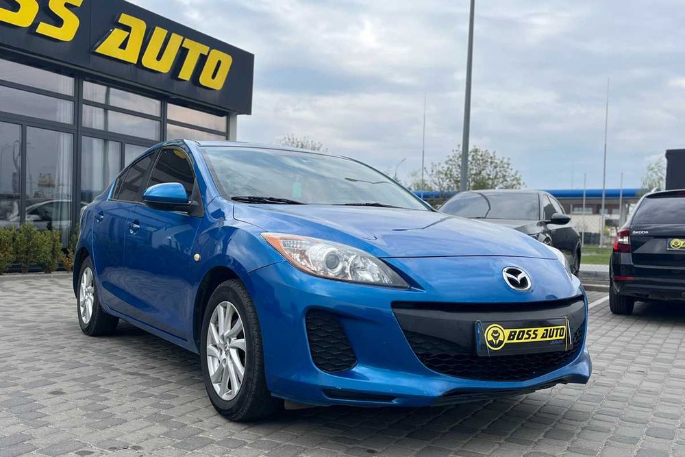 Mazda   3    2012