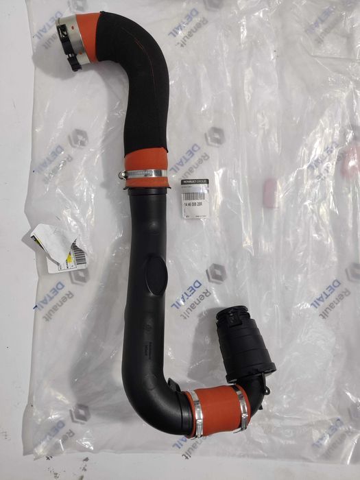 Патрубок інтеркулера Renault Master мастер  Opel Movano Nisan NV400