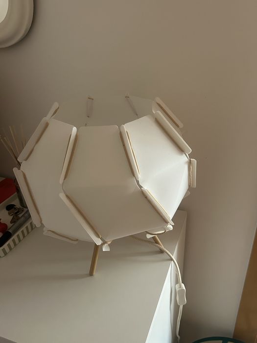 Conjunto 2 candeeiros IKEA: de teto e de mesa