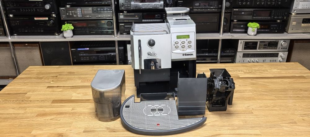 Кавова машина Saeco Royal Cappuccino