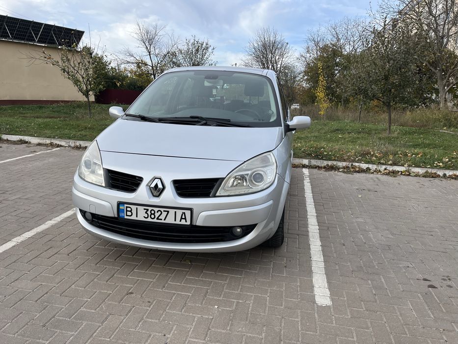 Продам власне авто Рено Сценік