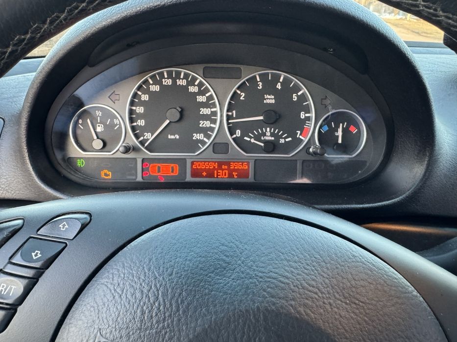 Продам бмв е46 318