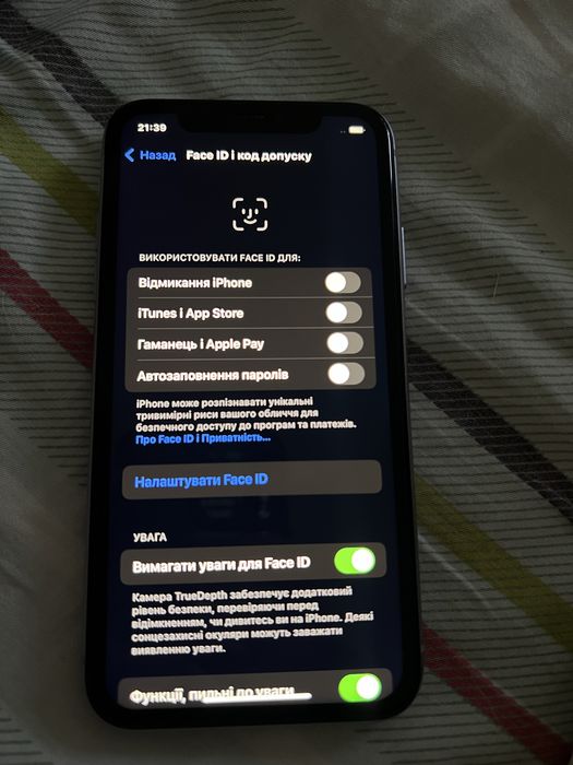Айфон 11 (100% акб) в гарному стані