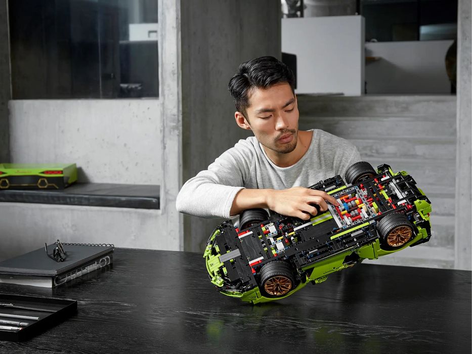 Конструктор Technic Lamborghini Sian FKP 37 як Лего Lego ! ЗНИЖКА !