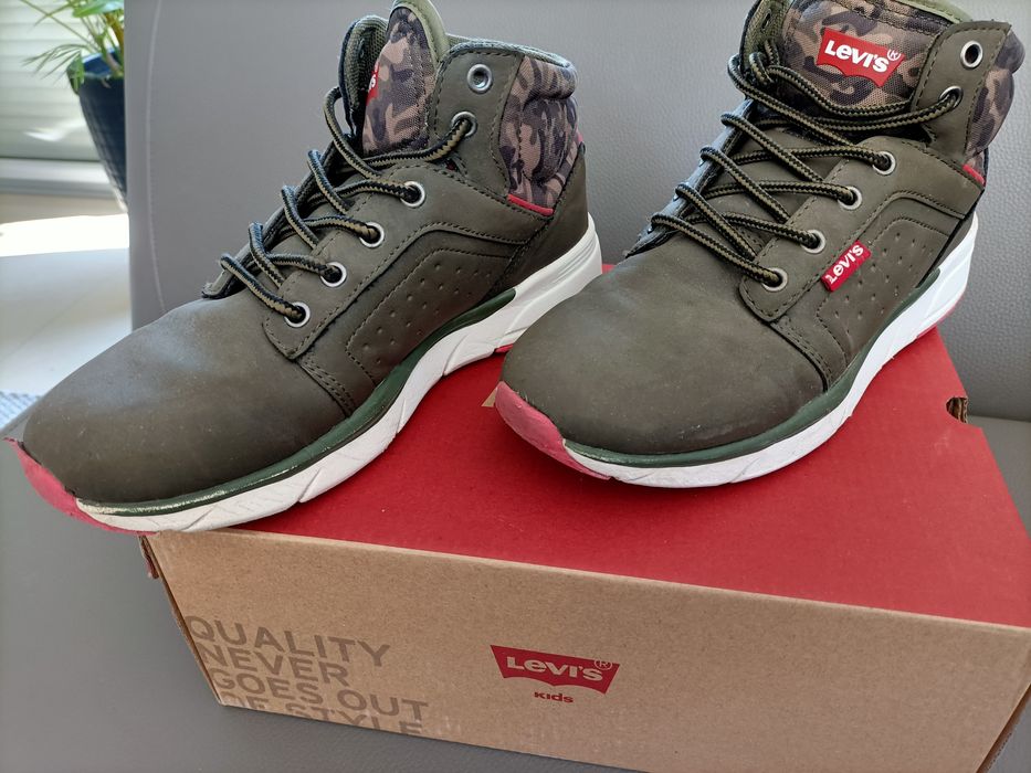 Buty dziecięce Levi's r. 37