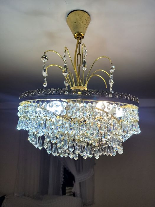 Żyrandol  do salonu