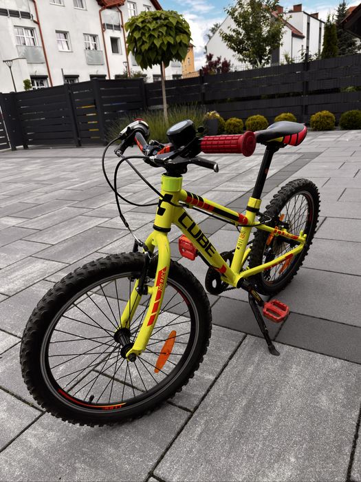 Rower dziecięcy CUBE 20 stan bdb