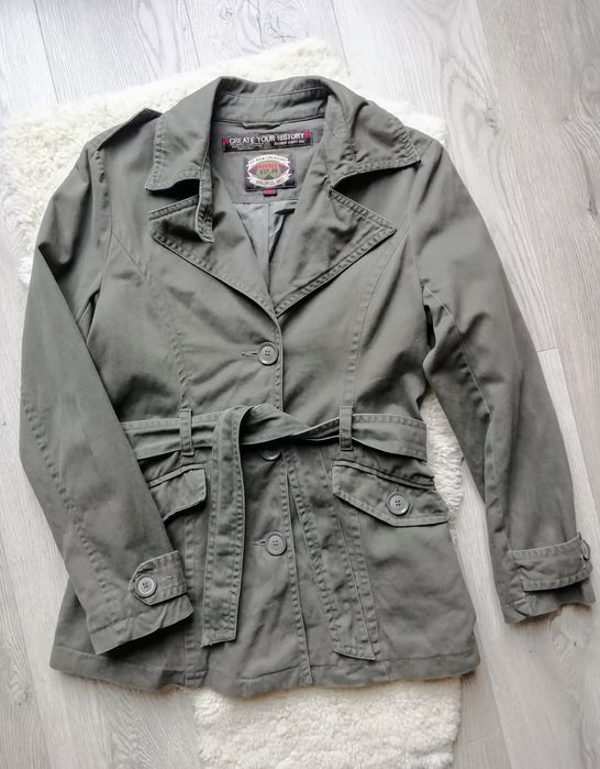 Trencz khaki wiązany pasek guziki kieszenie militarny Refree S M 36 38