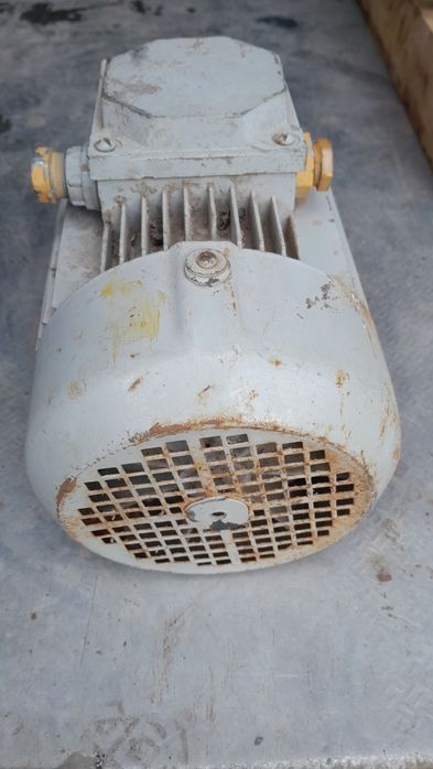 Електродвигун 1.1 кв