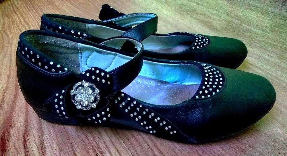 Туфли для девочки