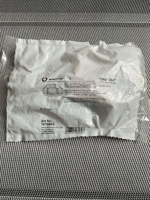 Złączki zaciskowe Oventrop Fi 15 mm - nowe