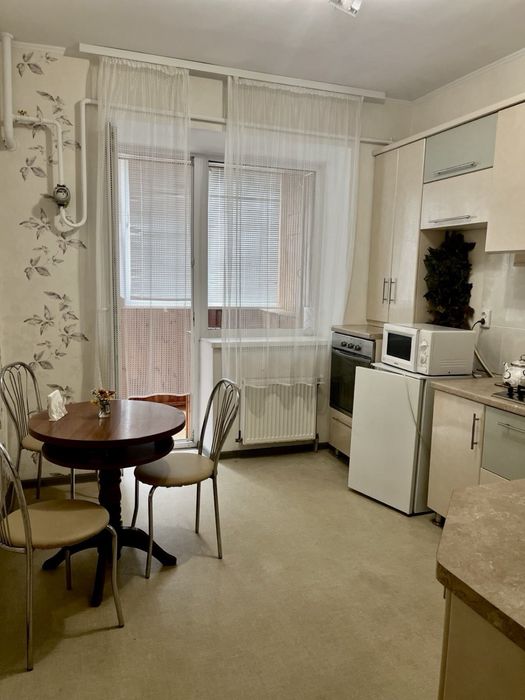 Перший поверх/подобово