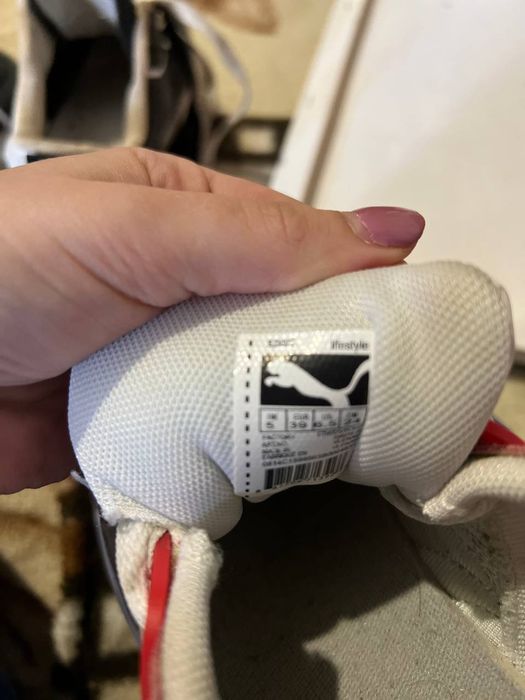 Кросівки жіночі Puma