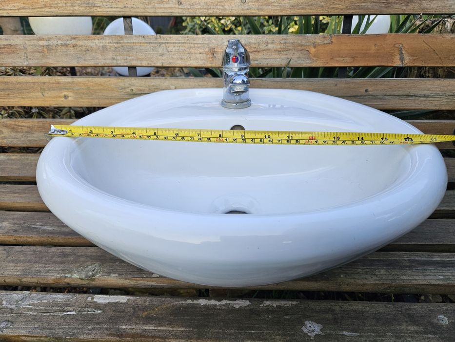 Umywalka  około  45 cm  tanio !