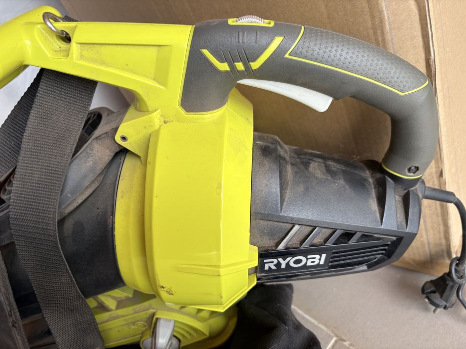 Aspirador soprador de folhas RYOBI RBV 3000CESV 3000W