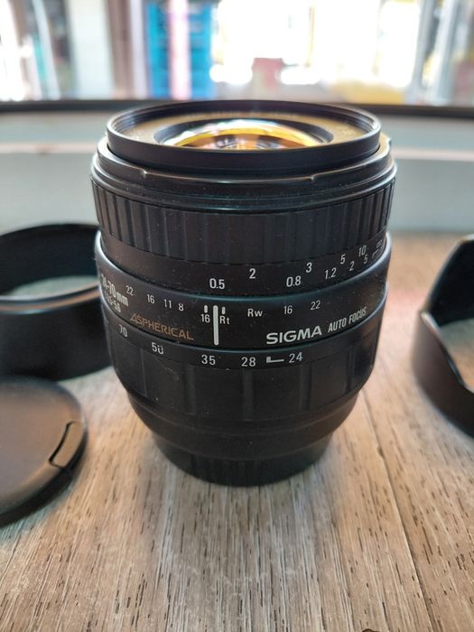 Объектив Sigma Zoom 24-70mm f/3.5-5.6  55 Lens
