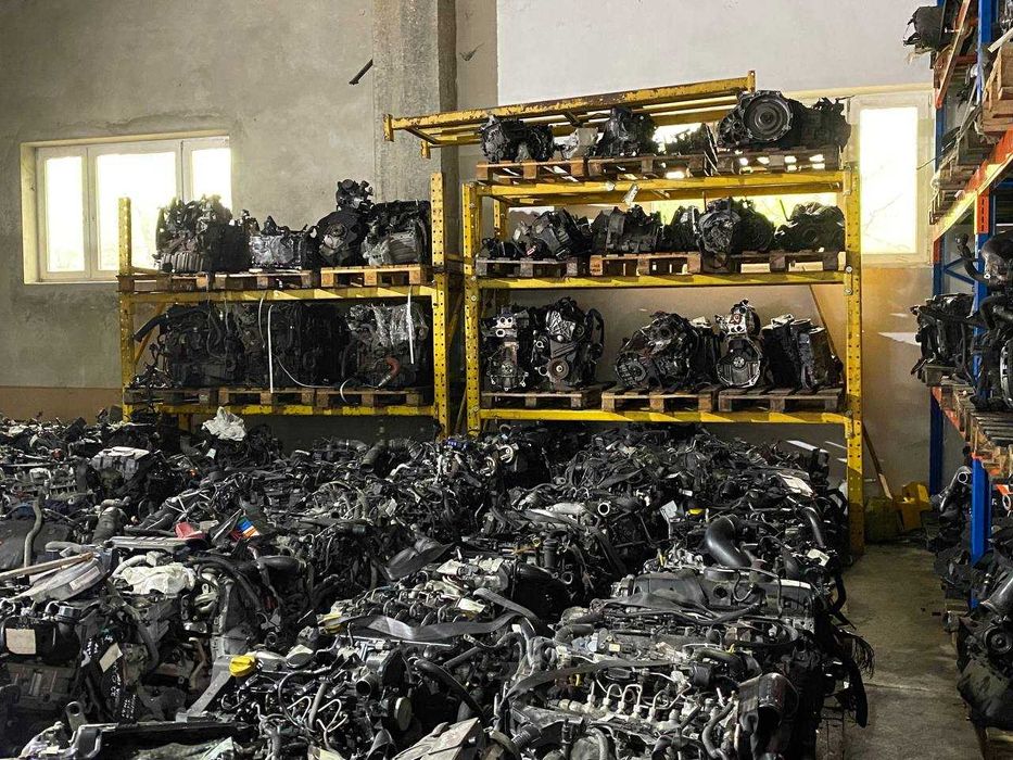 Двигун, двигун без навісного, двигун у зборі, мотор