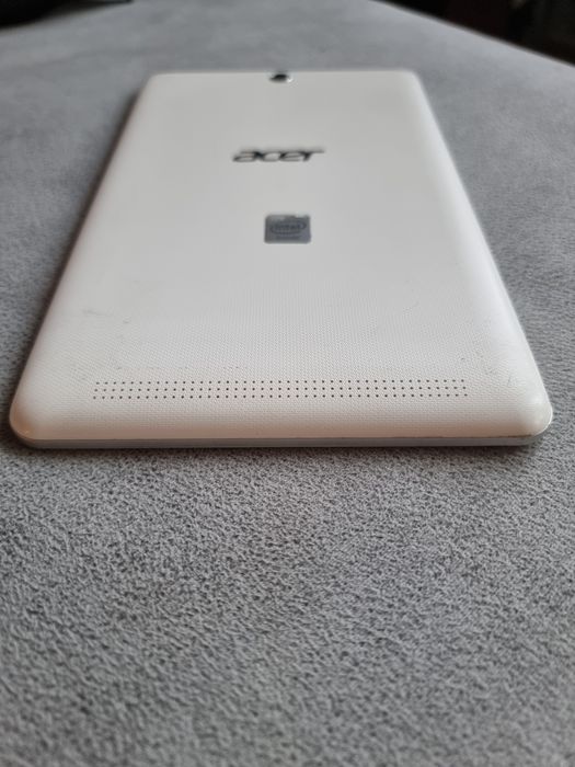 Срочно продам планшет Acer.