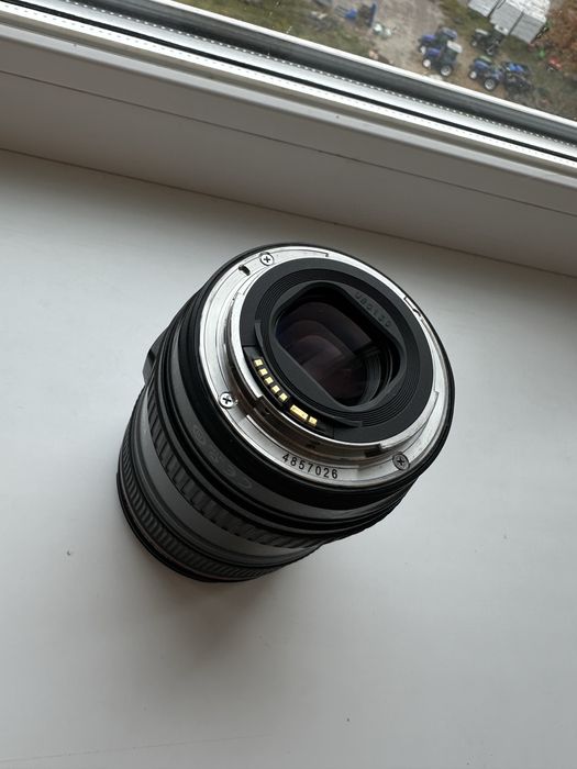 Об’єктив Canon EF 24-105mm f/4L IS USM