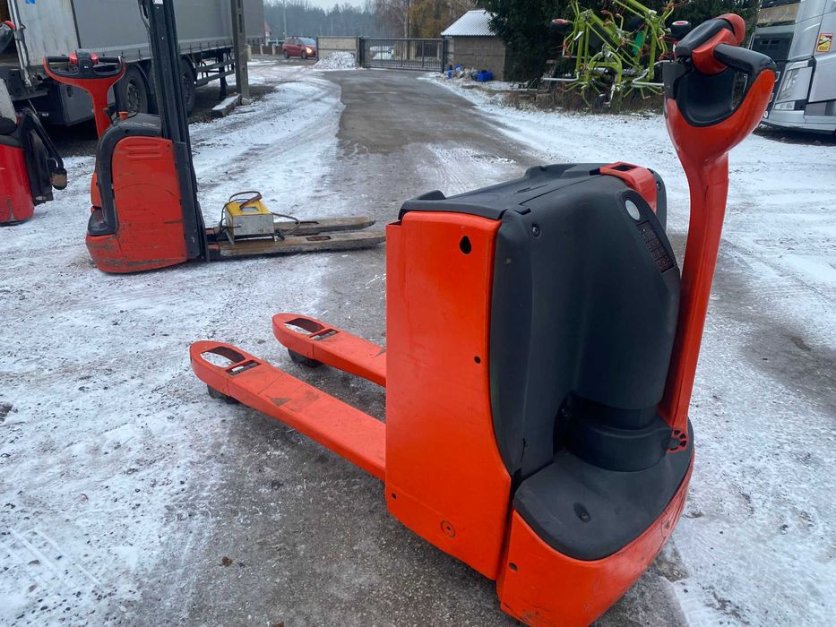 Wózek, Paleciak elektryczny LINDE T16