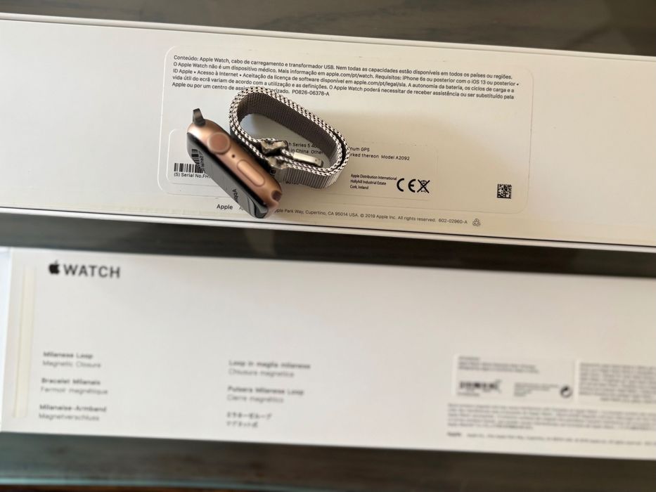 Apple Watch Series 5 (GPS, 40MM)