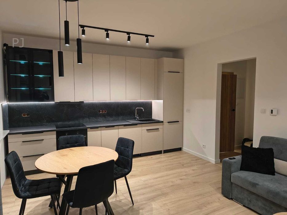 Meble, kuchnia Arko, 3,9m, wysoka zabudowa