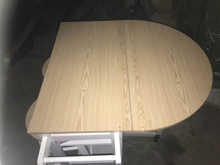 Extendable Table with Four Benches64750930153730122