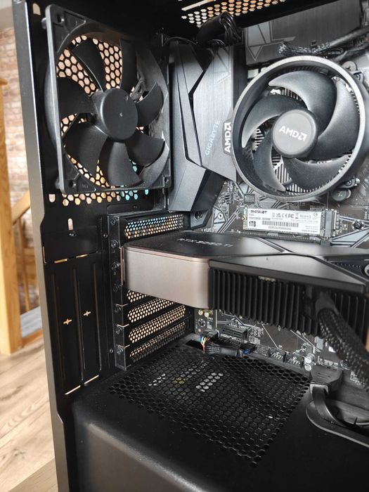 Komputer stacjonarny