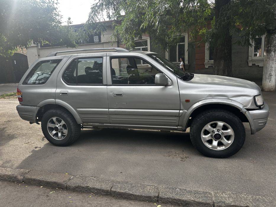 Продам Opel Frontera 2.2л