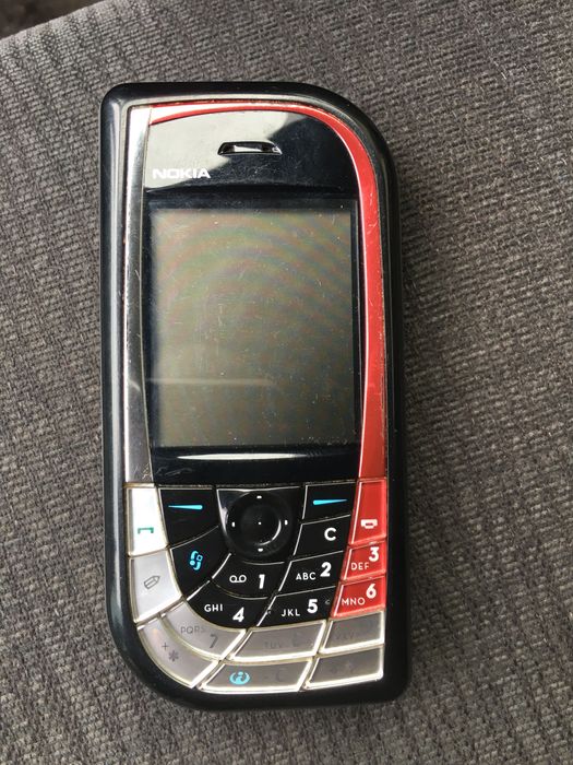 Nokia 7610  com caixa e acessórios