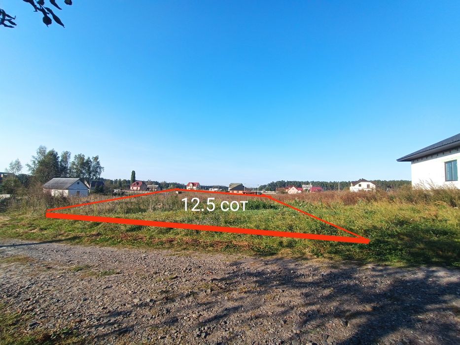 Продаж ділянки у Кустині в районі Новобудов. 10 км від Рівного.