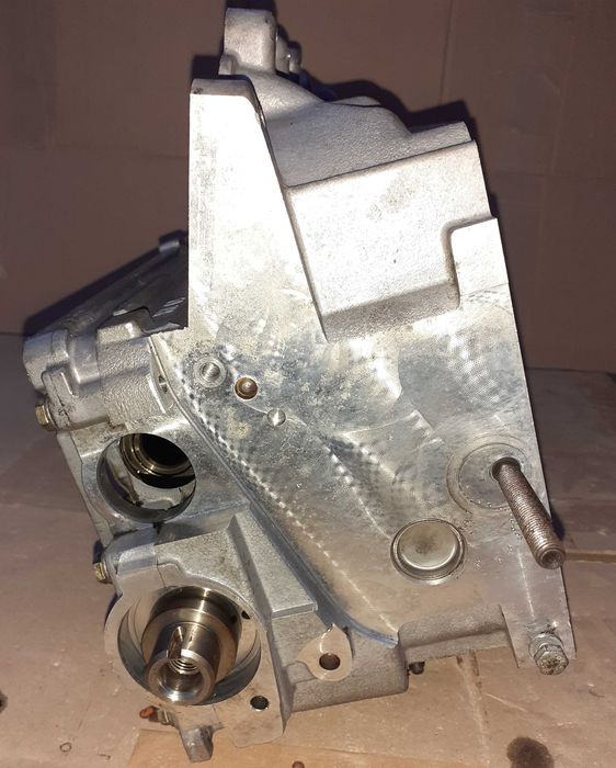 Głowica 2,0 TDI 16 Cr Golf Passat Tiguan CLC CFF CLC CFG CLJ