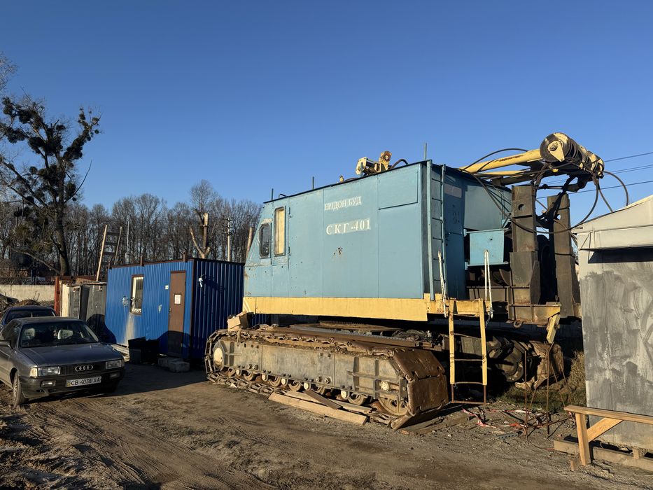 Гусеничний кран СКГ-401