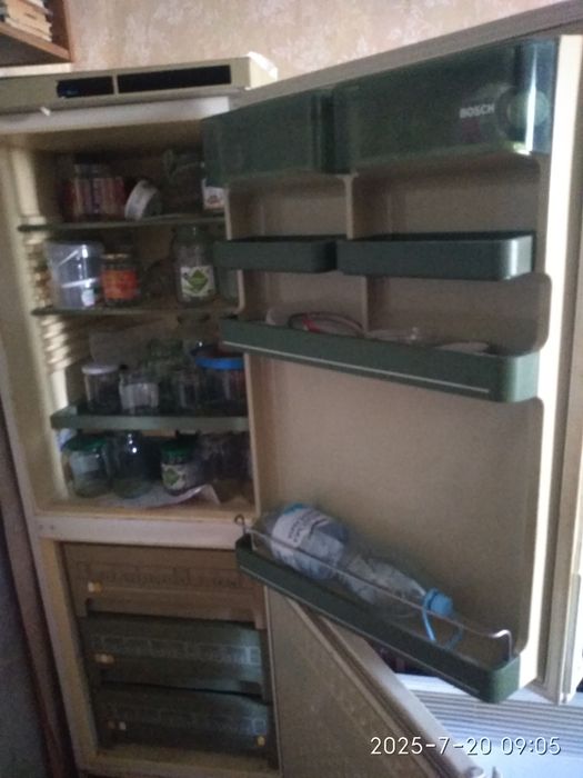 Запчасти холодильника Бош