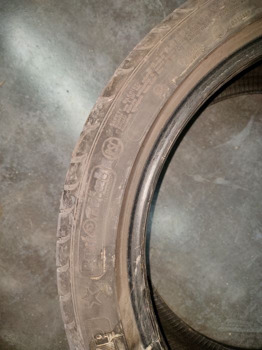 Pneu Goodyear 255/40r19 efficient grip runflat