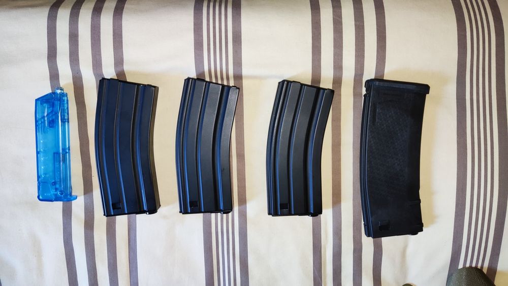 Pack Completo Airsoft – Specna Arms SA-C08 + Acessórios (Pronto Jogo)