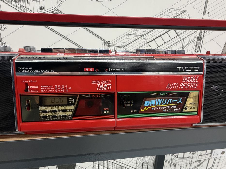 Продам магнитолу Sharp QT-Y11