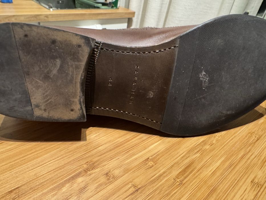 Sapato marca Zara castanhos n - 44