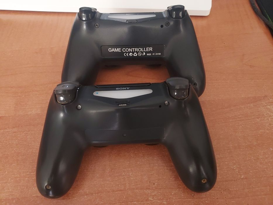 Comandos ps4 1 original gen2 e 1 generico peças