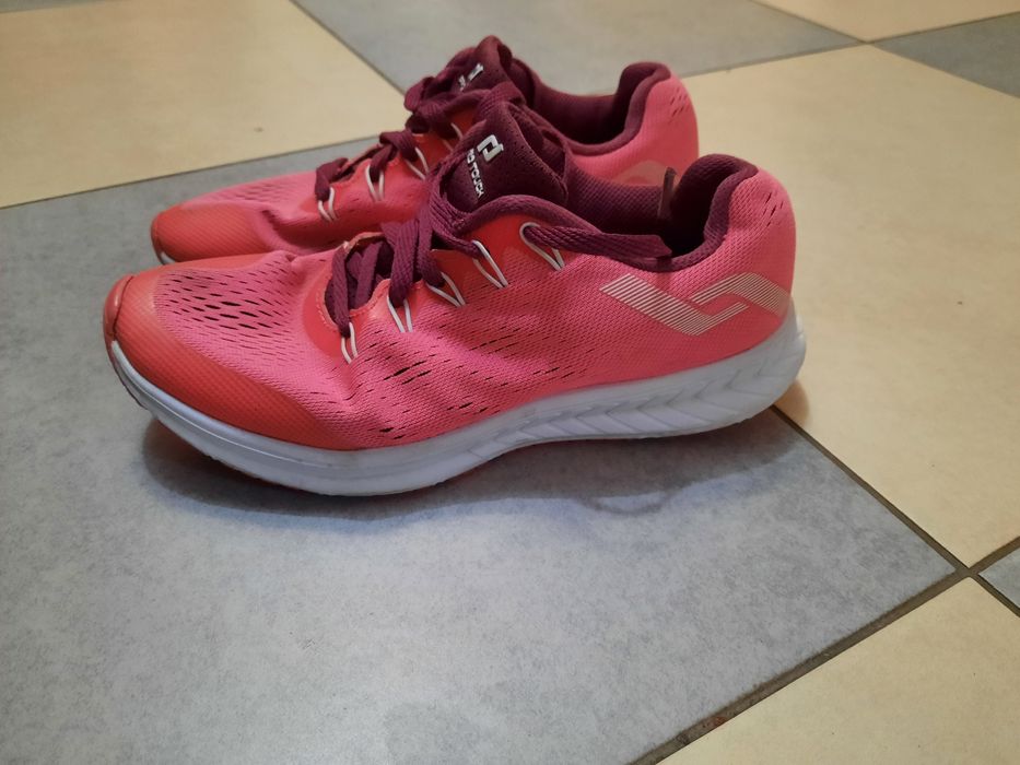 Кросівкі для дівчинки