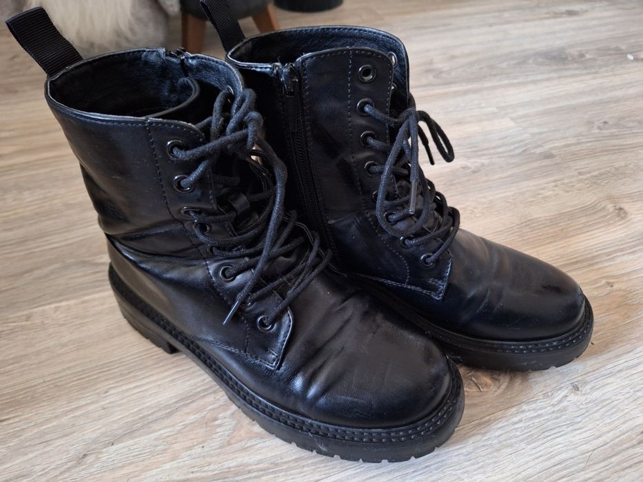 Buty trapery rozmiat 37 stan bardzo dobry