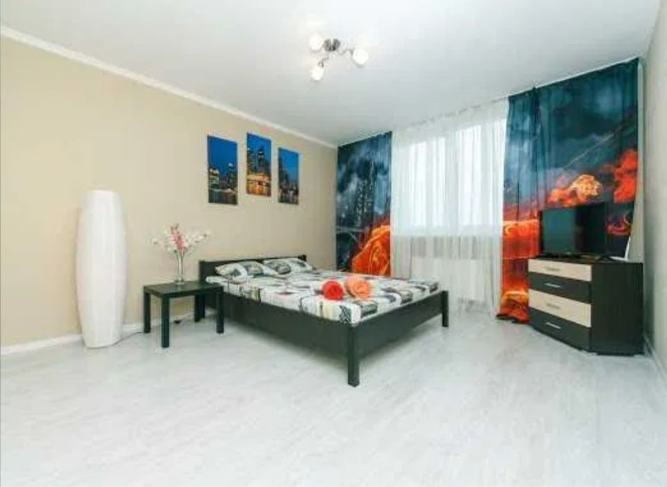 !ІНВЕРТОР! Своя квартира подобово м.Харківська, Соломії Крушельницької