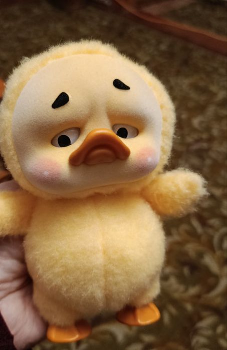 Колекційна фігурка-сюрприз  Засмучене каченя  Upset Duck