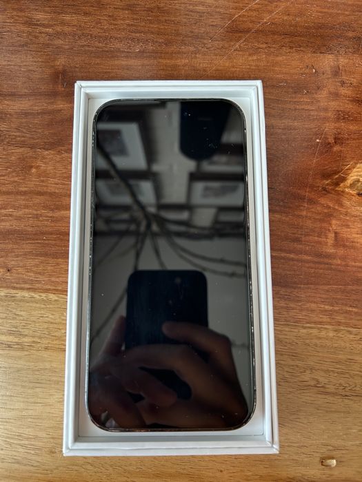 Telefon Iphone 14 pro