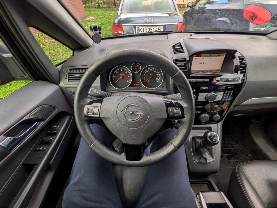 Продам Opel Zafira