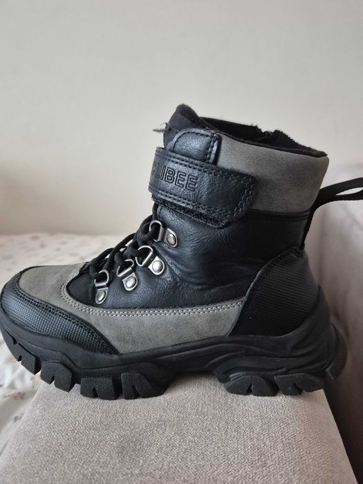 Продам зимові черевички