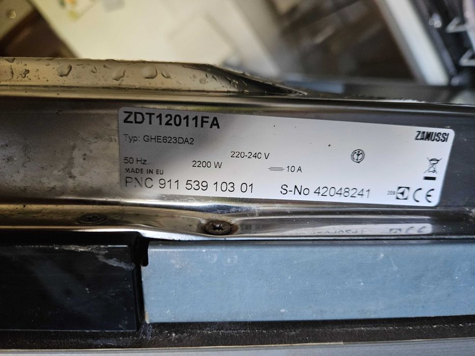 Maquina Lava Loiça Zanussi ZDT12011FA