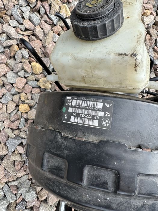 Servo hamulcowe bmw e90 e91