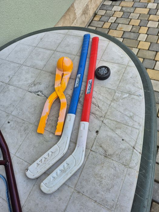 Санки/Снежколеп/клюшки с шайбой