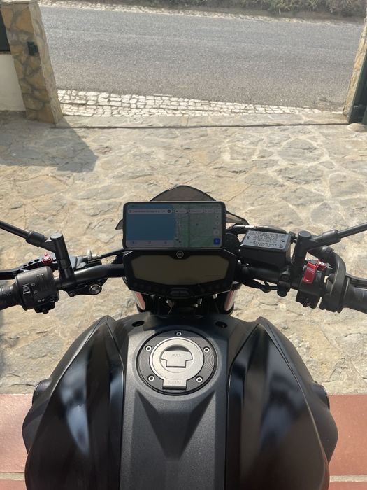 Quadlock Yamaha MT07